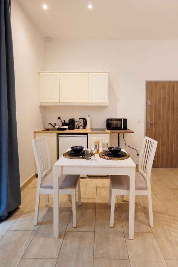 Cozy Market-Square Retreat Located In The Heart Of The 10Th District Wien Eksteriør billede